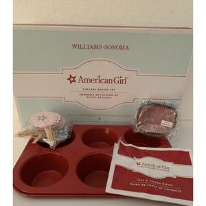AMERICAN GIRL Cupcake Baking Set By Williams Sonoma NEW OPEN BOX COMPLETE